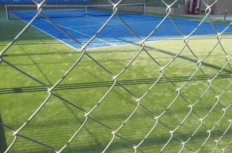 Instalación Pista Tenis Césped Artificial Sintético