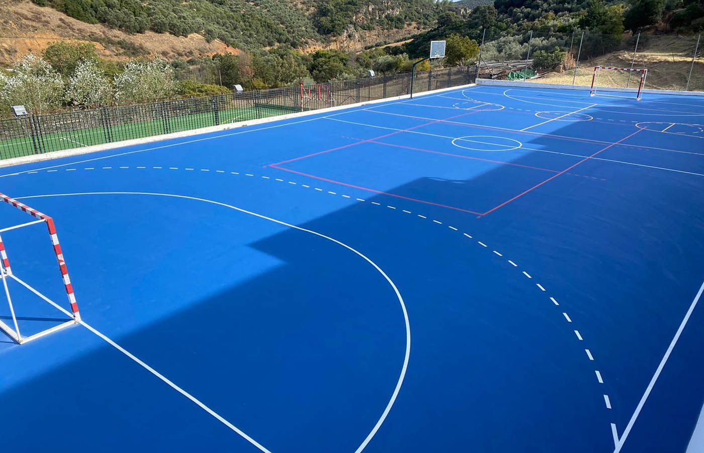 Empresas PAVIMENTACION Suelo Pistas Canchas MULTIDEPORTE